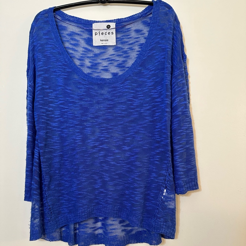 Kenzie Pieces Blue 3/4 Sleeve Sweater Size M